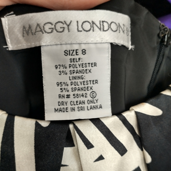 Women's black and white dress - Picture 2 of 6